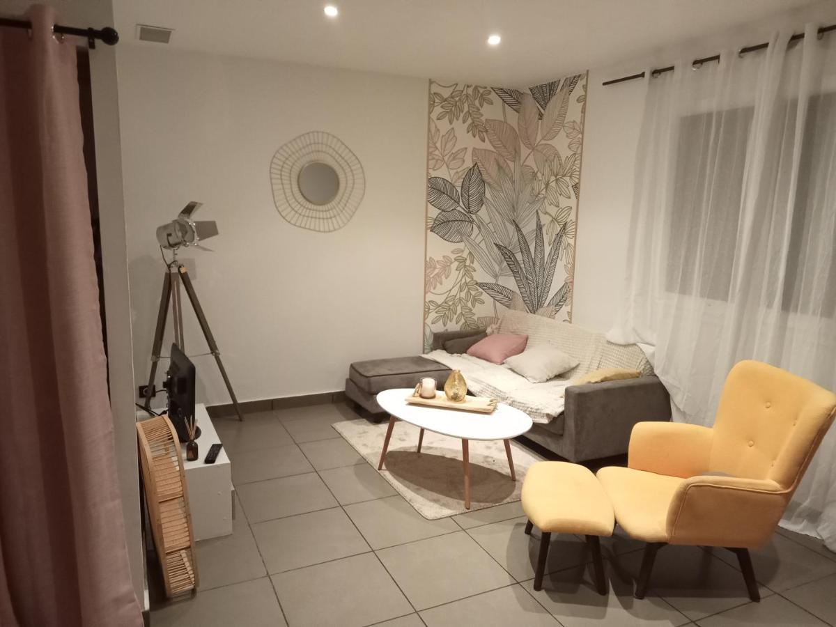 Appartement Dans Notre Maison Domessin 外观 照片