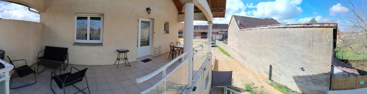 Appartement Dans Notre Maison Domessin 外观 照片